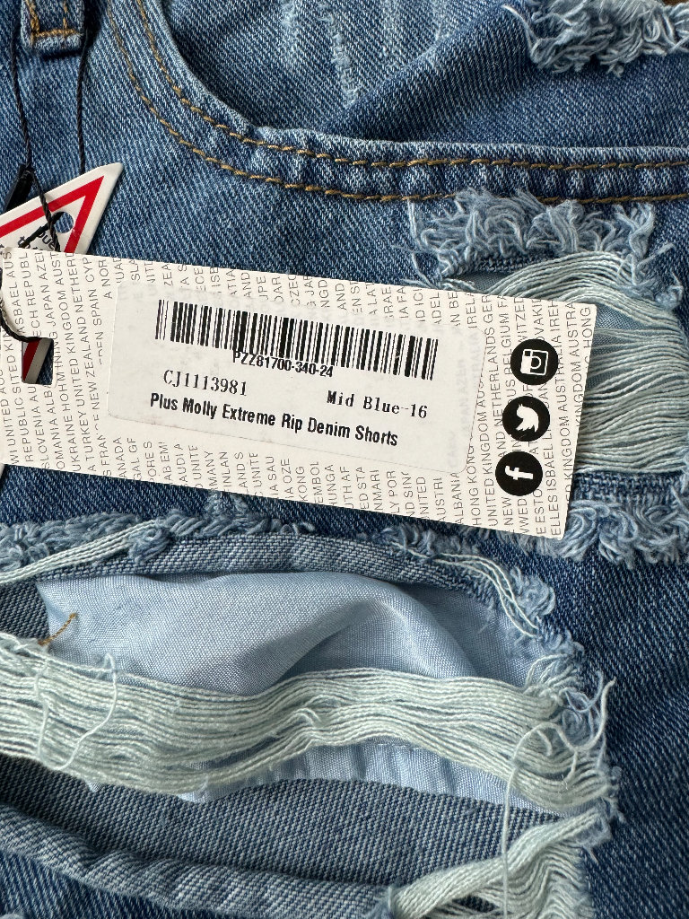 Ladies shorts Size 16