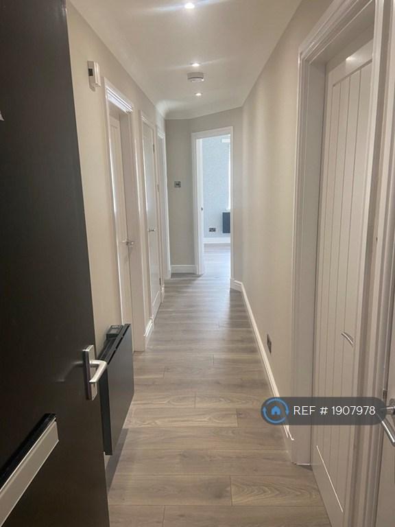 2 bedroom flat in Addison Terrace, Crieff, PH7 (2 bed) (#1907978)