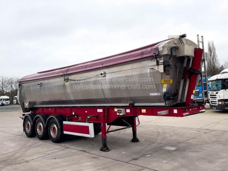 WEIGHTLIFTER HALF-PIPE TIPPING TRAILER