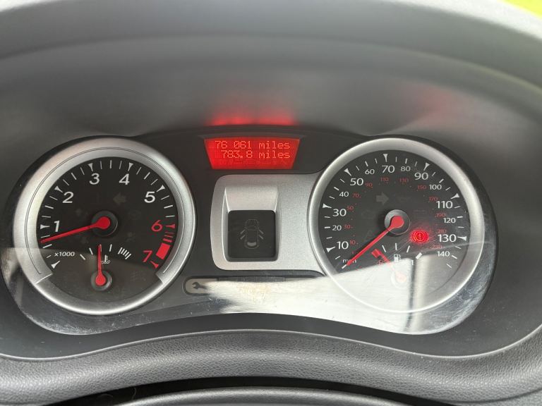 Renault, CLIO, Hatchback, 2011, Manual, 1149 (cc), 3 doors