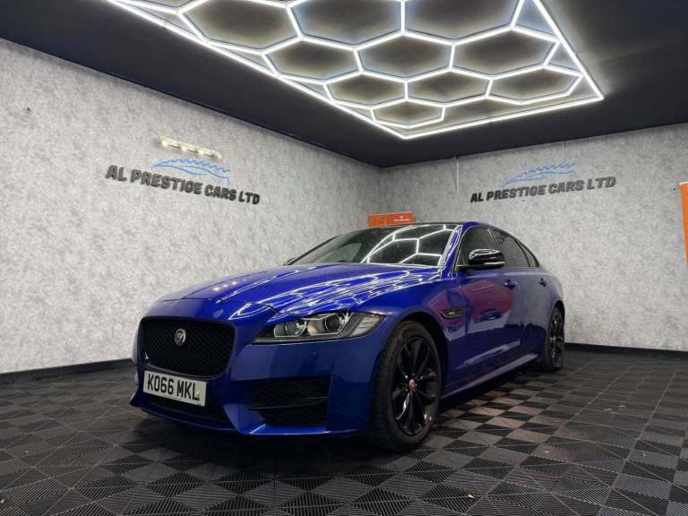 Jaguar XF 2.0d R-Sport Auto Euro 6 (s/s) 4dr Diesel Automatic