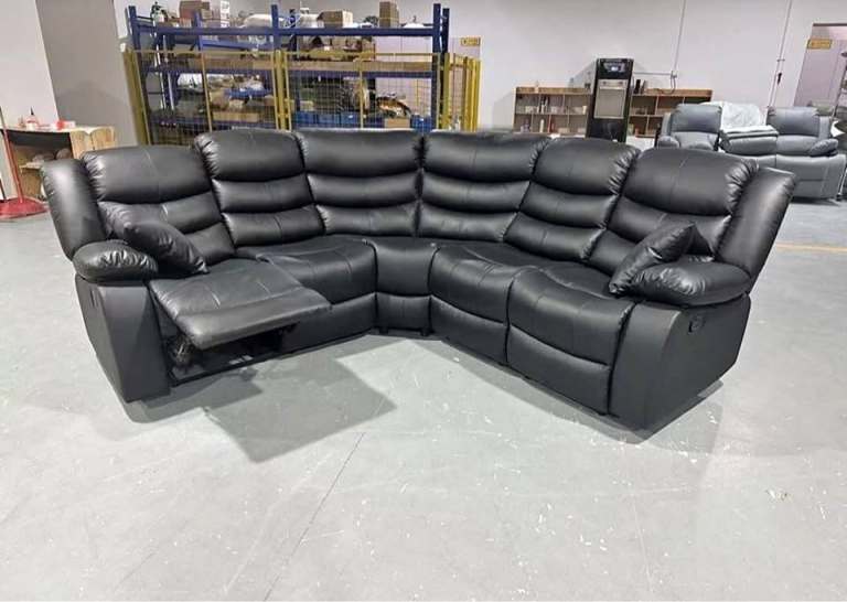 Large Black Leather Corner Sofa with LED Lighting – Excellent Condition Order Now 