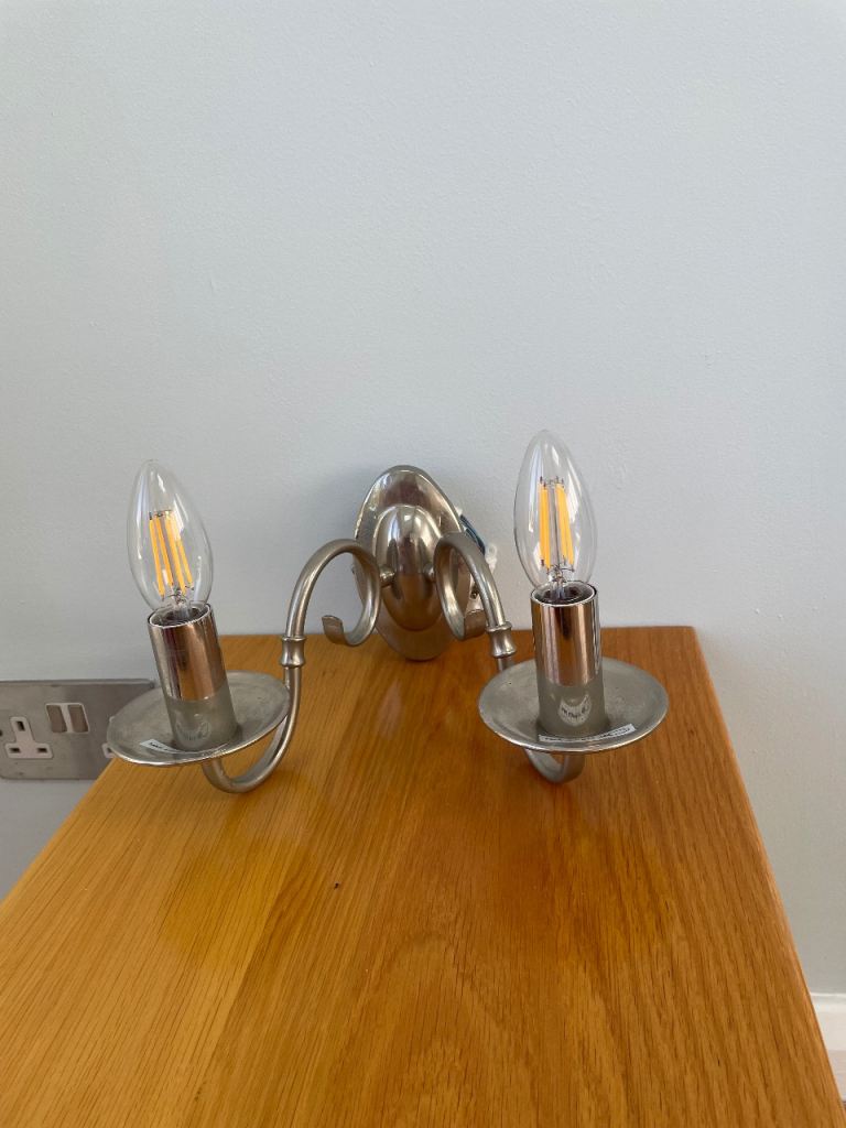 One pair of wall lights