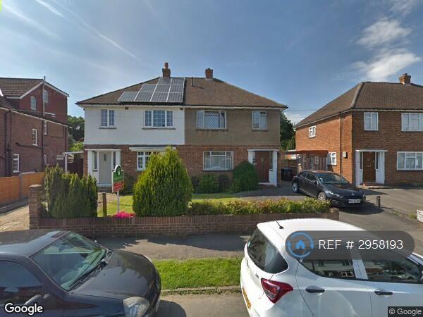 1 bedroom in Spring Avenue, Egham, TW20 (#2958193)