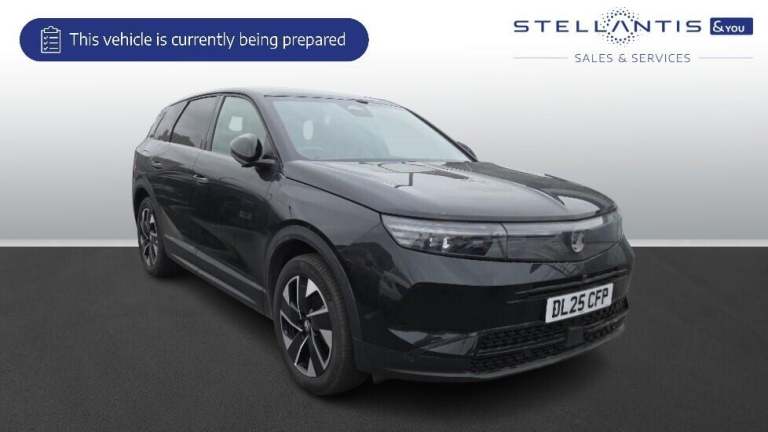 2025 Vauxhall Grandland 1.2 Hybrid [136] Ultimate 5dr e-DCT6 [Pan Roof] HATCHBACK PETROL Automatic