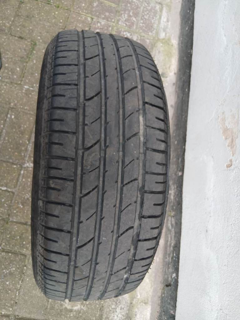 16" Bridgestone tyre 205/55/16