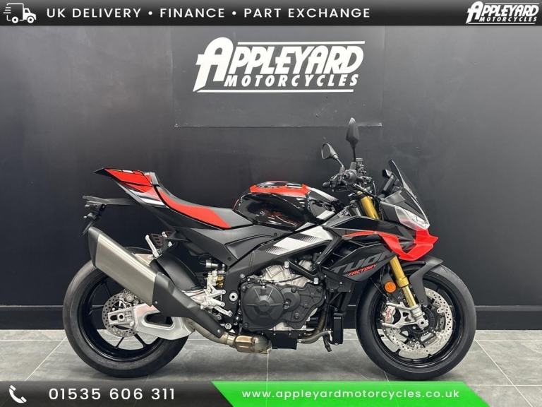 Aprilia Tuono V4 1100 Factory 2025