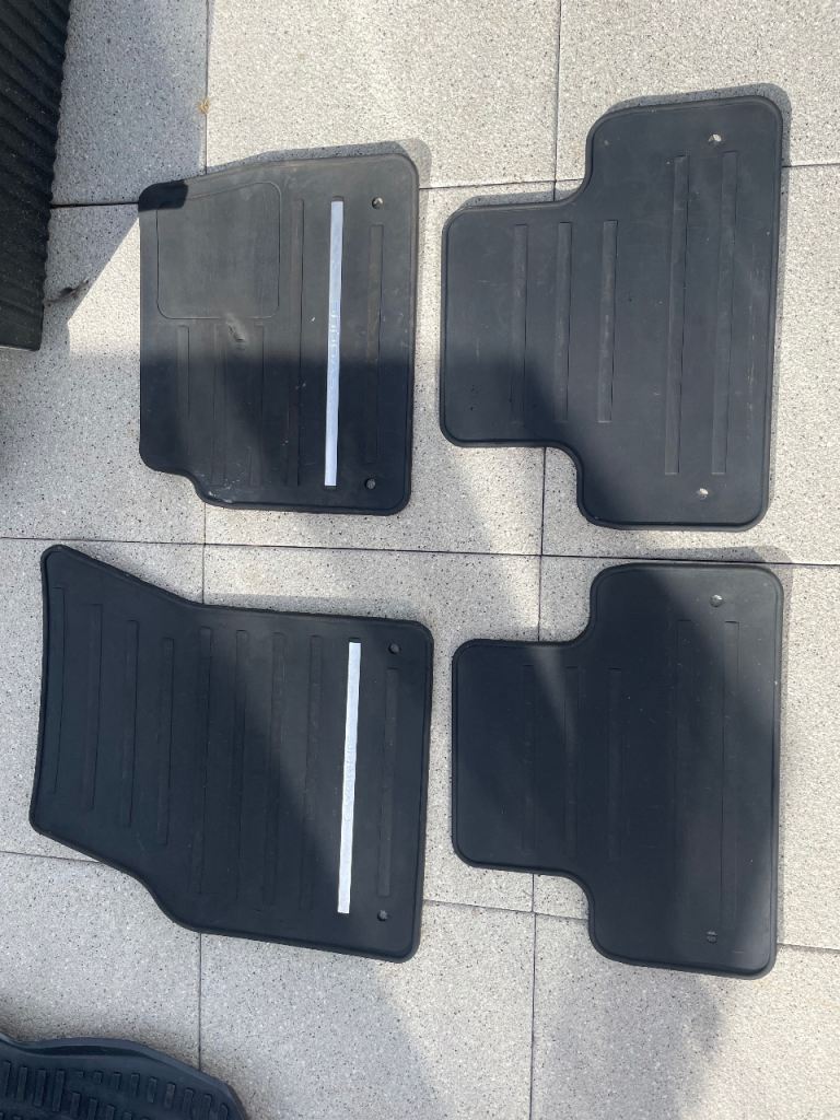 Genuine Range Rover Evoque Rubber Car Mats