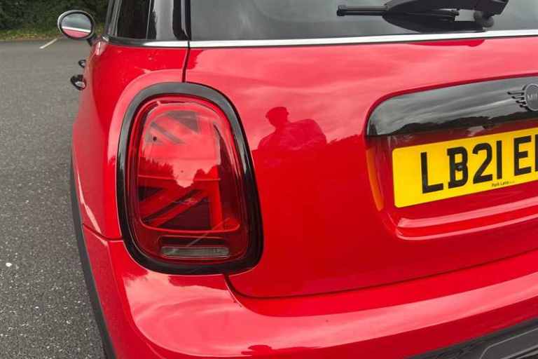 2021 MINI Hatch 1.5 Cooper Sport 5dr HATCHBACK PETROL Manual