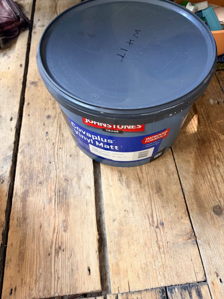Johnstone’s Decorator’s Mate – Wimborne White (10L, approx. ¾ full)