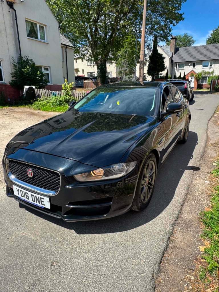 Jaguar, XE, Saloon, 2016, Manual, 1999 (cc), 4 doors