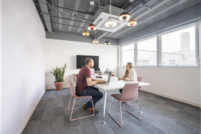 Bath - BA1 1RG \ Office Space with 5 Workstations Available Immediately