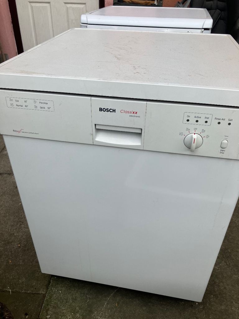 Bosch Classixx Dishwasher – White, Good Working Order