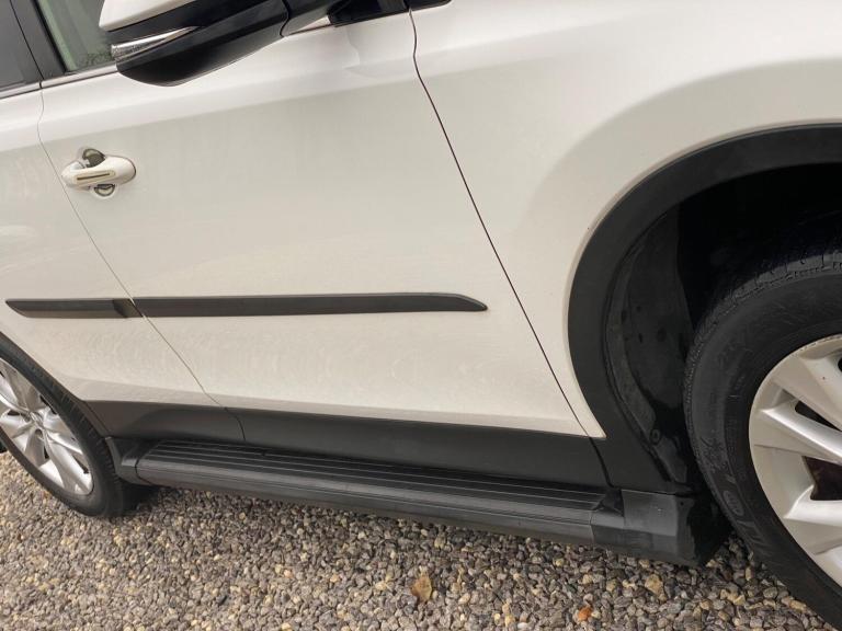 2013 Toyota RAV4 2.2 D-4D Invincible 4WD Euro 5 5dr ESTATE Diesel Manual