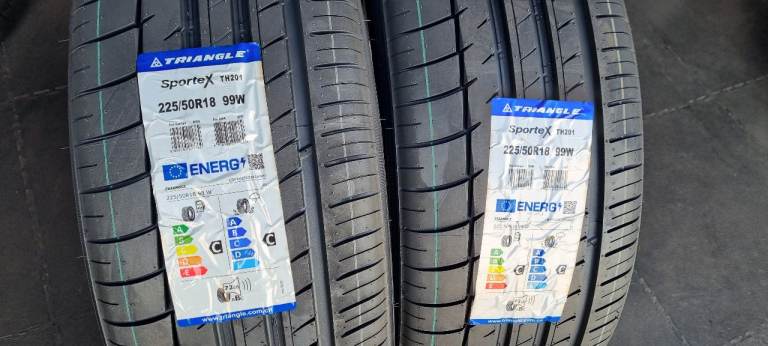 225 50 18   2 x New tyres Traingle Sporte X All Seasons