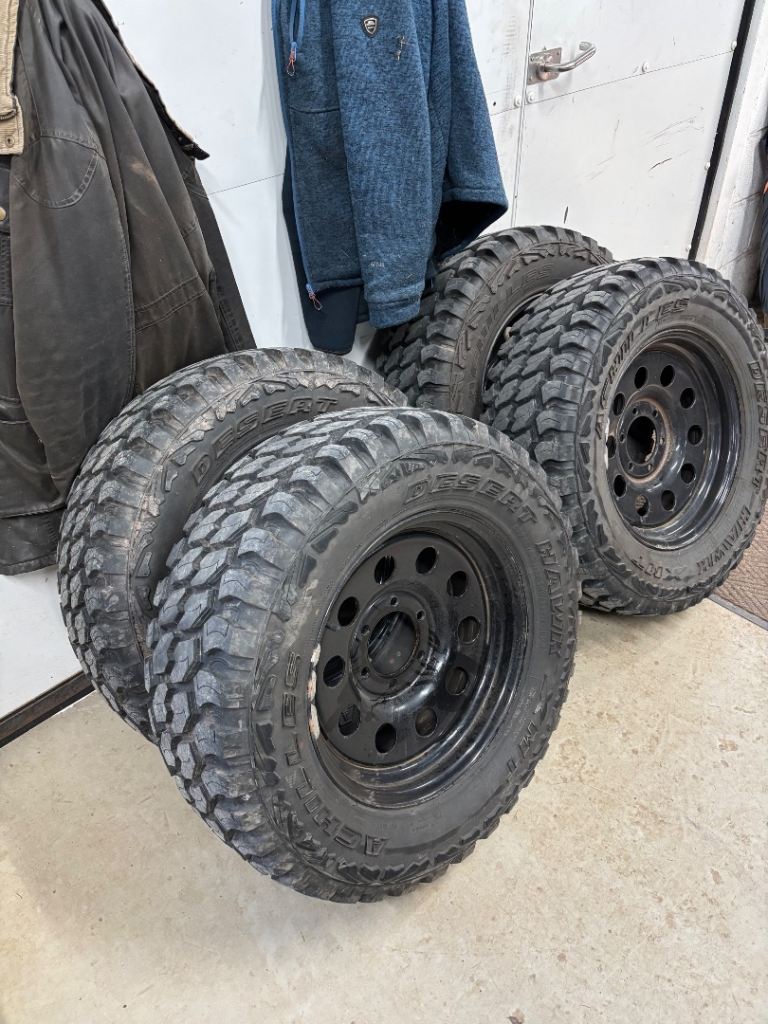 Mud tyres