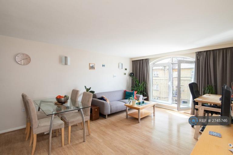 1 bedroom flat in Cold Harbour, London, E14 (1 bed) (#2745746)