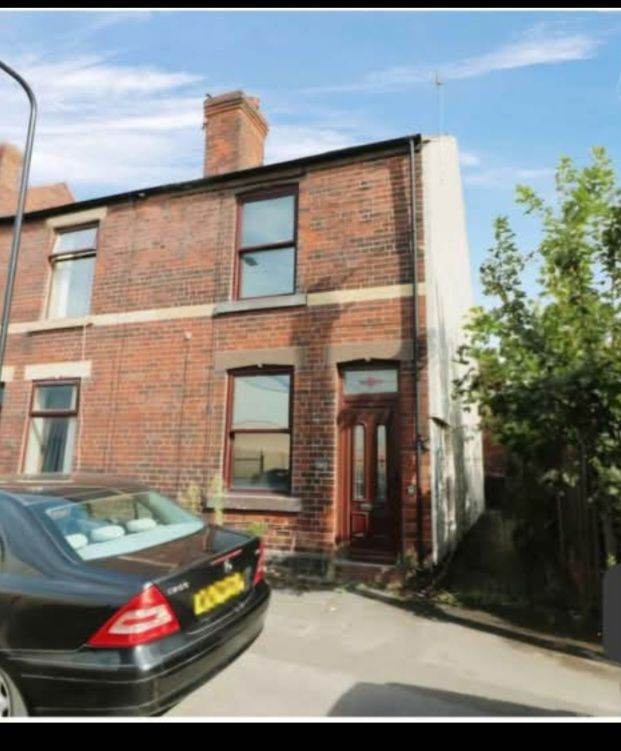 2 bedroom house available in Rotherham 