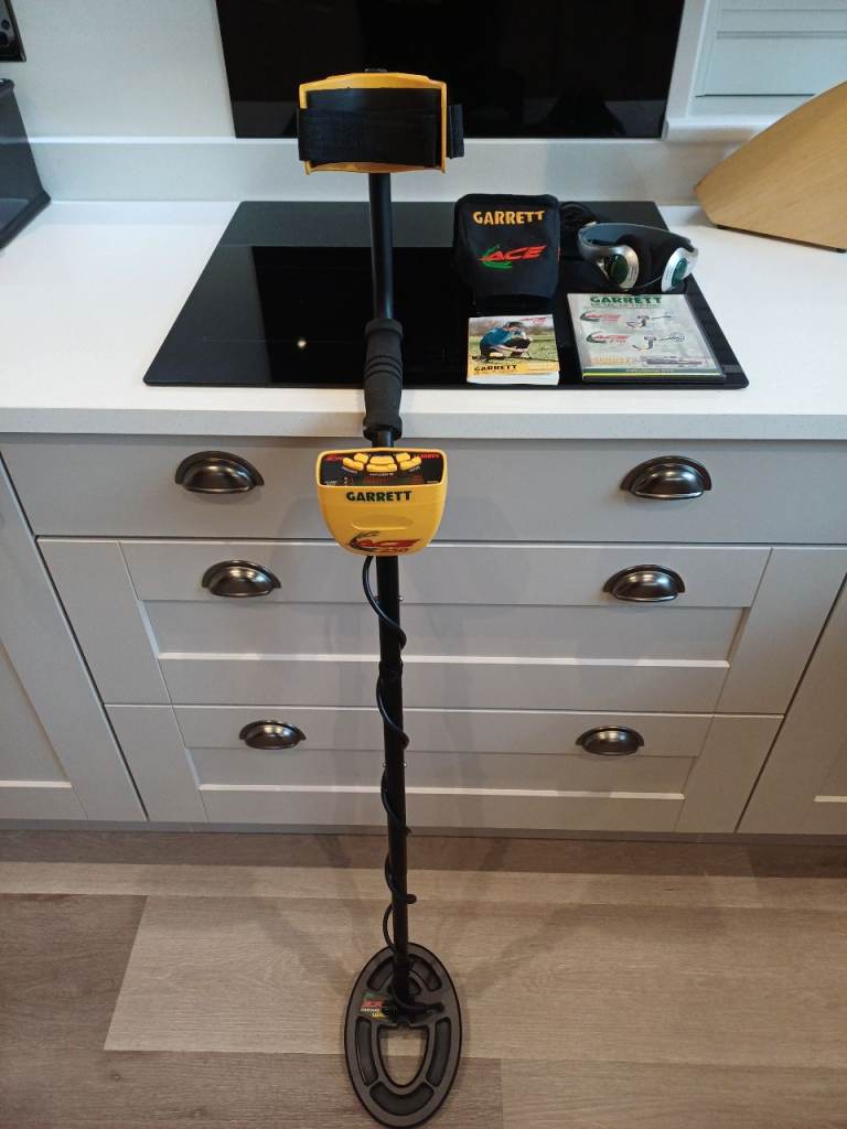 image for Metal Detector - Garrett Ace 250