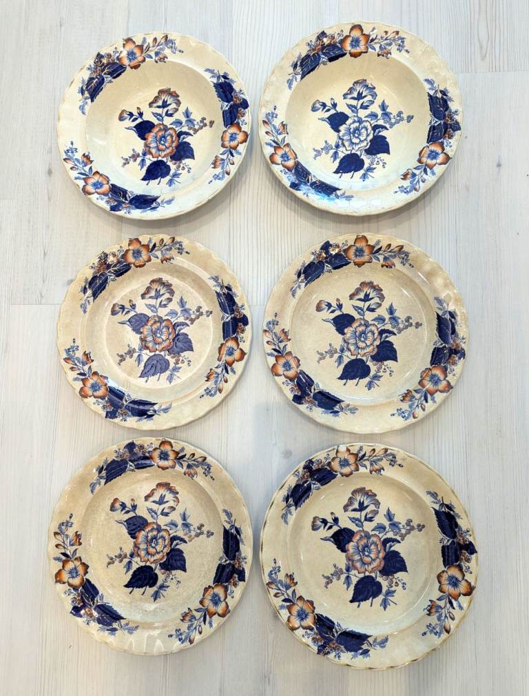 ANTIQUE DAVENPORT DAMASK ROSE BLUE RED IMARI POTTERY PLATES SOUP PLATES 1840s