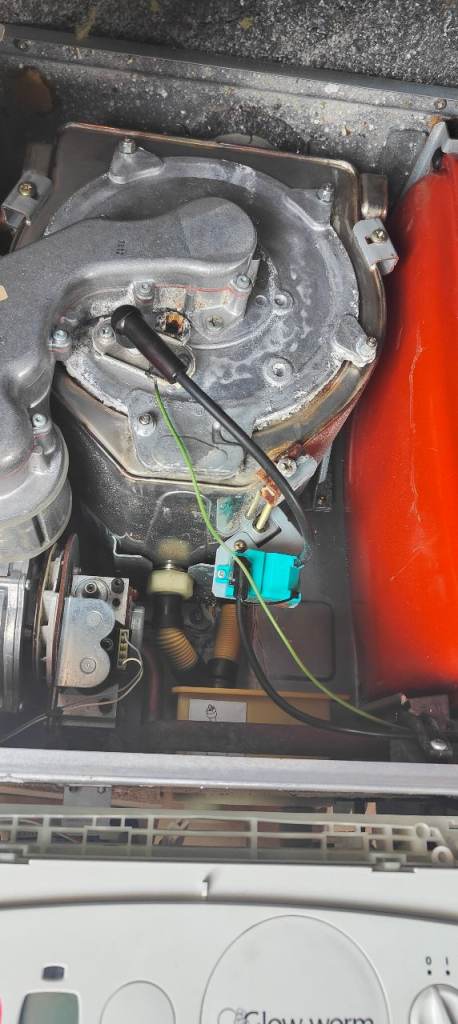 GLOW WORM BOILER FOR SPARES