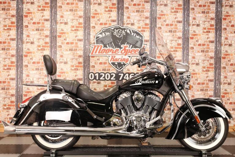 2015 INDIAN CHIEF CLASSIC - ONLY 6,512 MILES - GREAT EXTRAS - STAGE 1 EXHAUSTS 