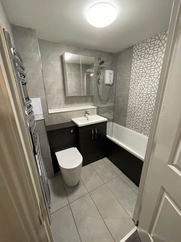 Recently Refurbished 2 Bed Flat, Kingston Quay, Tradeston, City Centre