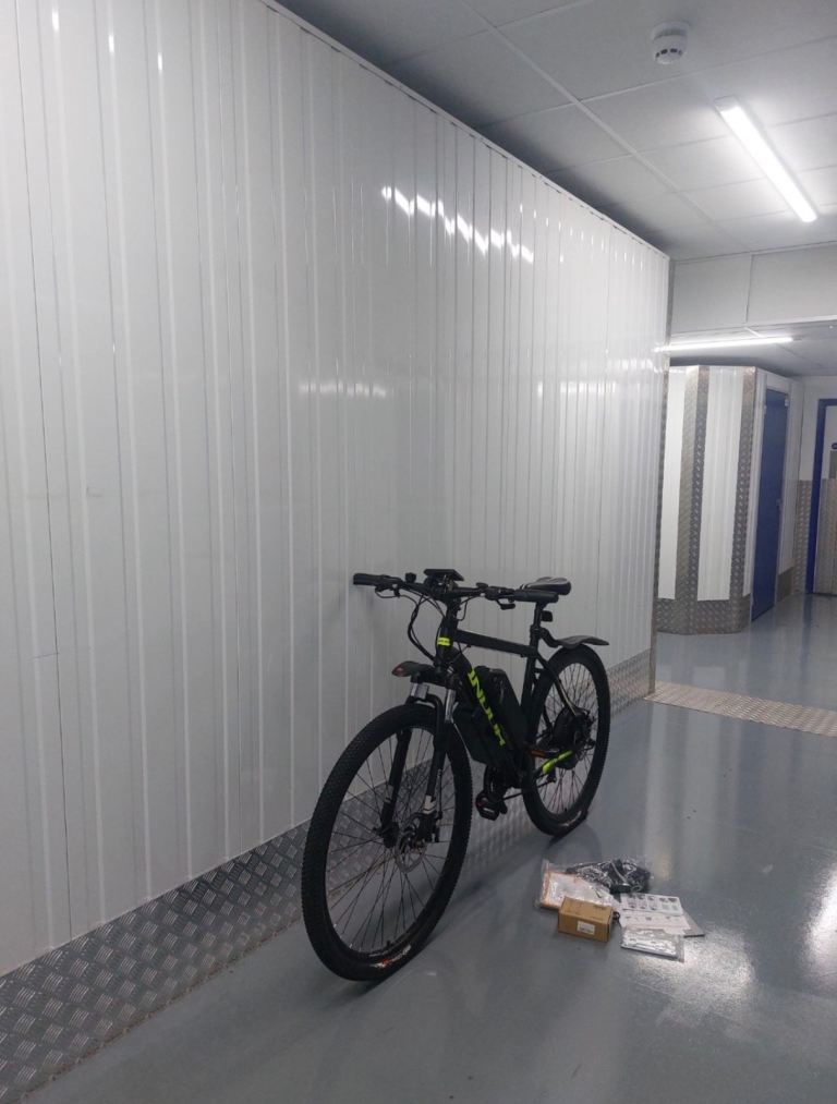 Brand New Electric bike 48V 1000W  Super fast 65km/h