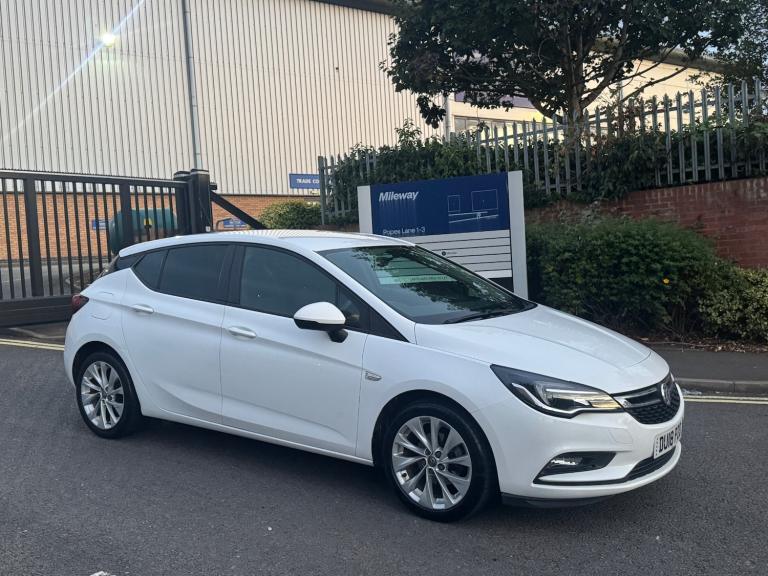 2018 Vauxhall Astra 1.4T 16V 125 Design 5dr HATCHBACK Petrol Manual