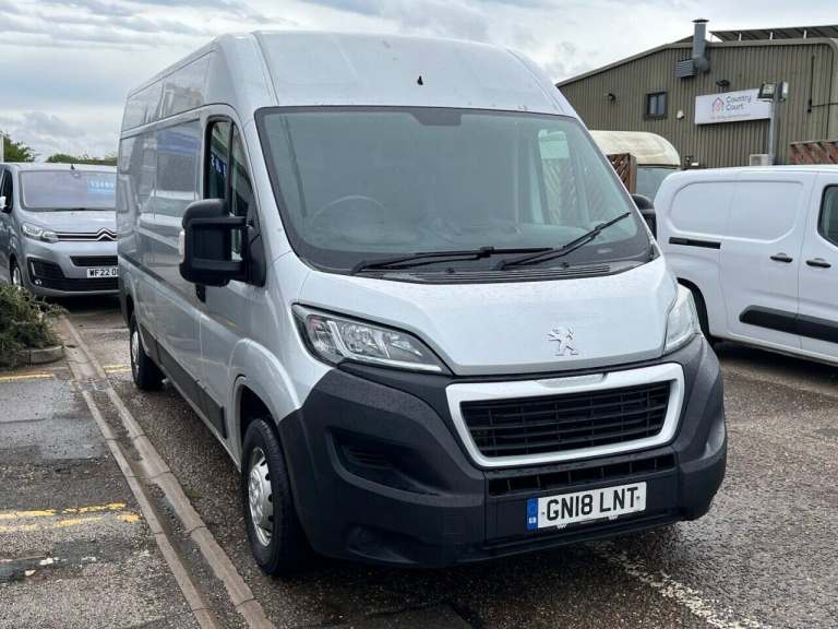 2018 Peugeot Boxer 2.0 BlueHDi H2 Professional Van 130ps PANEL VAN DIESEL Manual