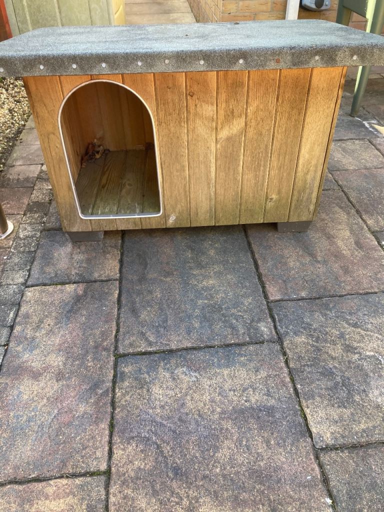 Wooden dog kennel