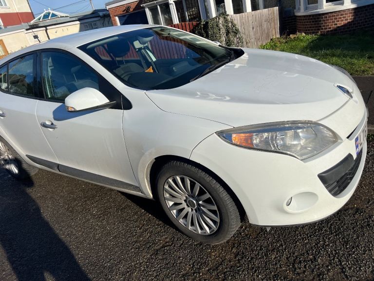 Renault, MEGANE, Hatchback, 2011, Manual, 1397 (cc), 5 doors