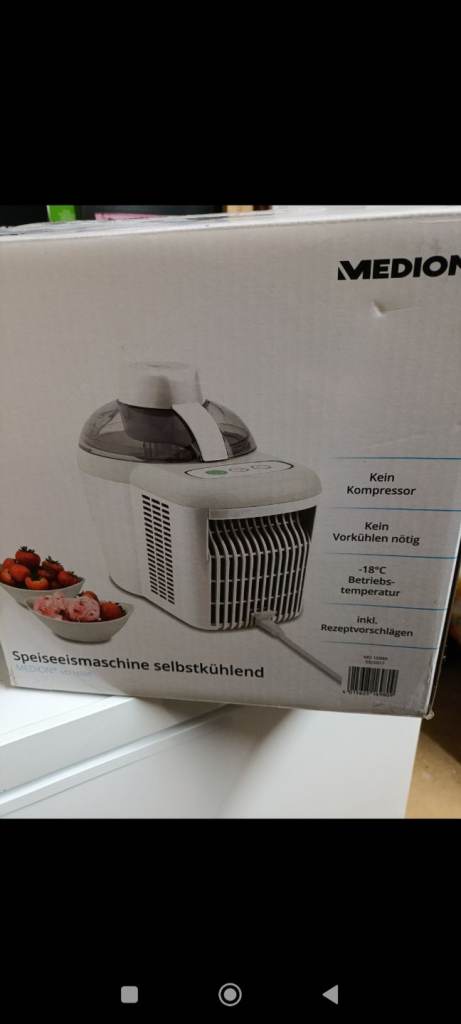 Ice cream maker