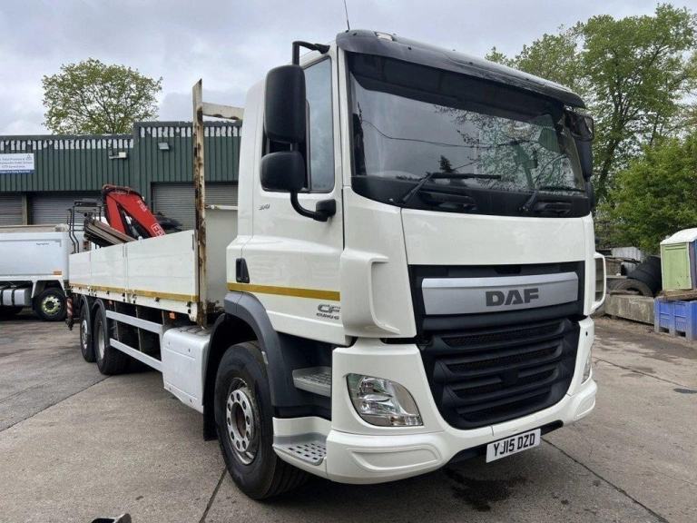 2015 DAF CF-370 6X2 CRANE VEHICLE