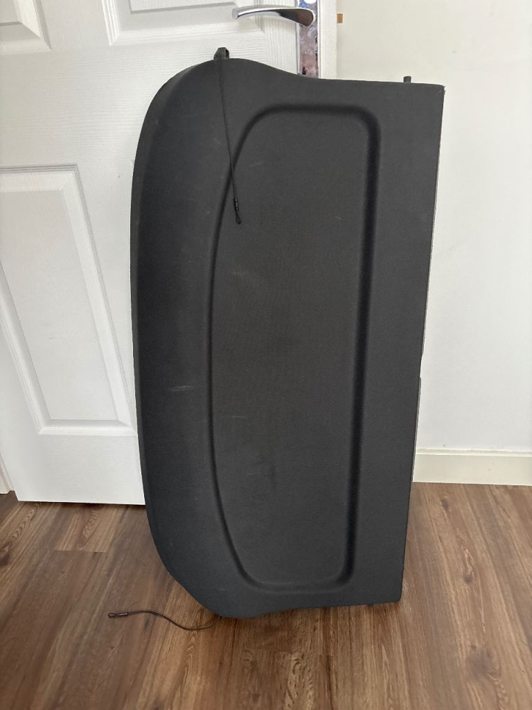 Parcelshelf for Audi Q2