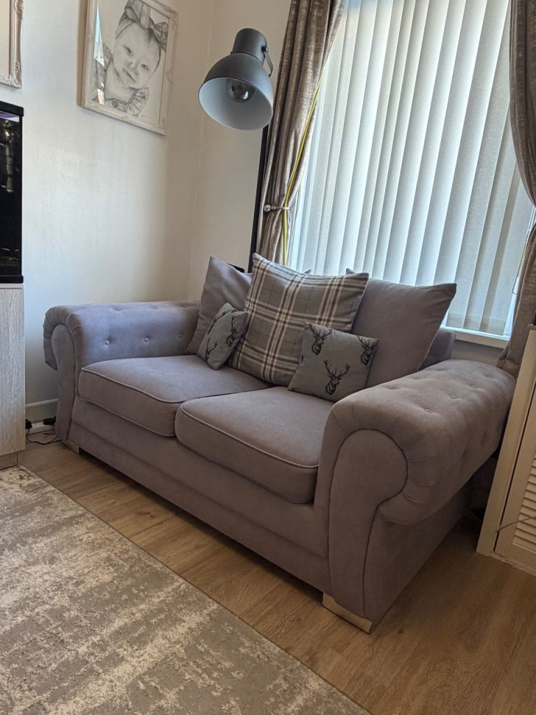 3 seater and 2 seater grey sofas 