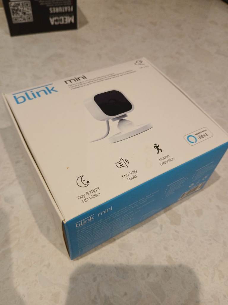 Blink Mini Indoor Smart Security Camera – New, White
