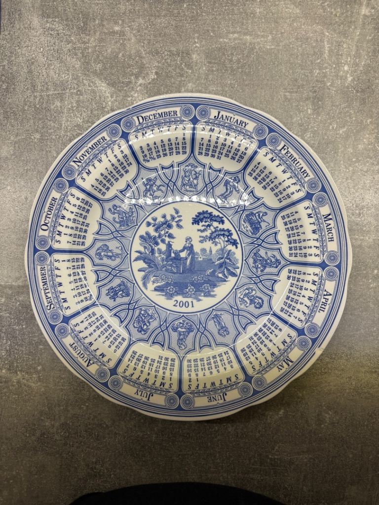 Calendar plate | Stuff for Sale - Gumtree