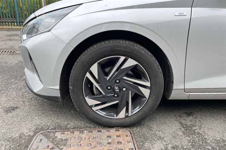 2022 Hyundai i20 1.0 T-GDi MHEV SE Connect Hatchback 5dr Petrol Hybrid DCT Euro 6 (s/s) (100 Hatc...