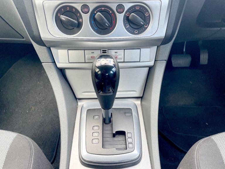 AUTOMATIC 2009 FORD FOCUS ZETEC 1.6 PETROL LONG MOT RELIABLE RUNNER 