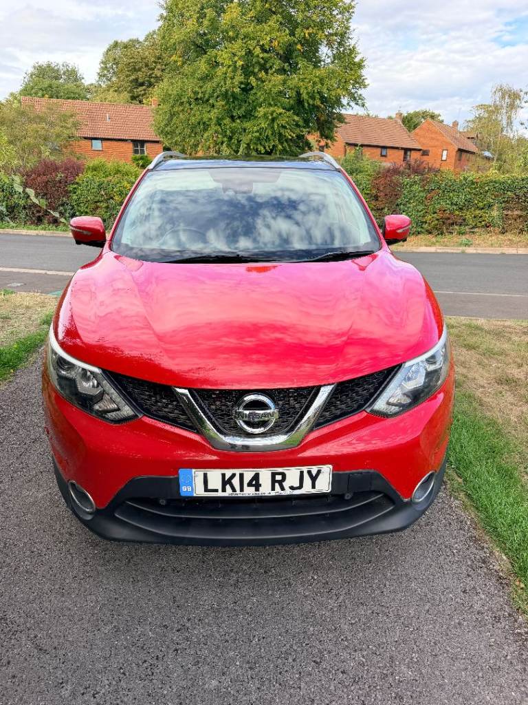 Nissan, QASHQAI TEKNA DCi, Hatchback, 2014, Manual, 1461 (cc), 5 doors, 12 months MOT