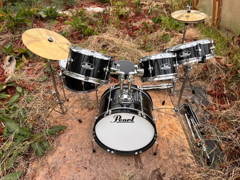 Kids drum kit 