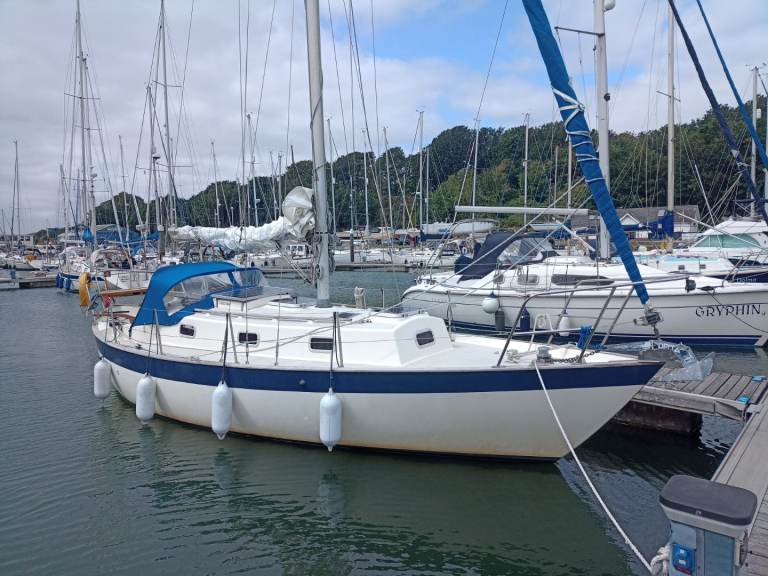 Victoria 30 Yacht For Sale