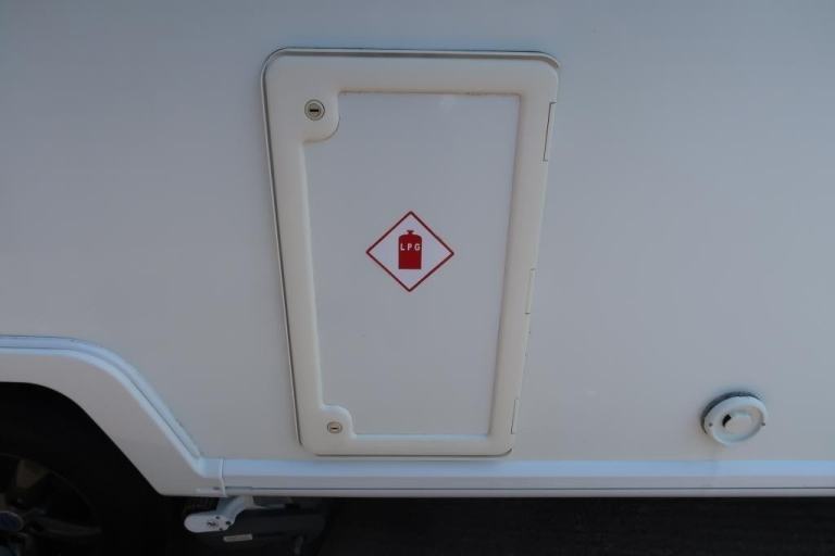 2020 BAILEY Unicorn Black Edition Cabrera 