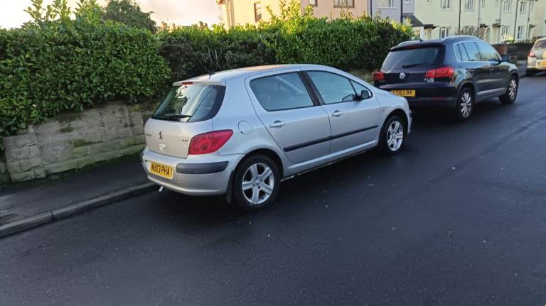 Peugeot, 307, Hatchback, 2003, Semi-Auto, 1997 (cc), 5 doors