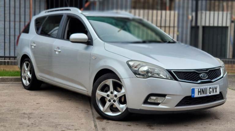 Kia, CEED, Estate, 2011, Automatic 1582 (cc), 5 doors