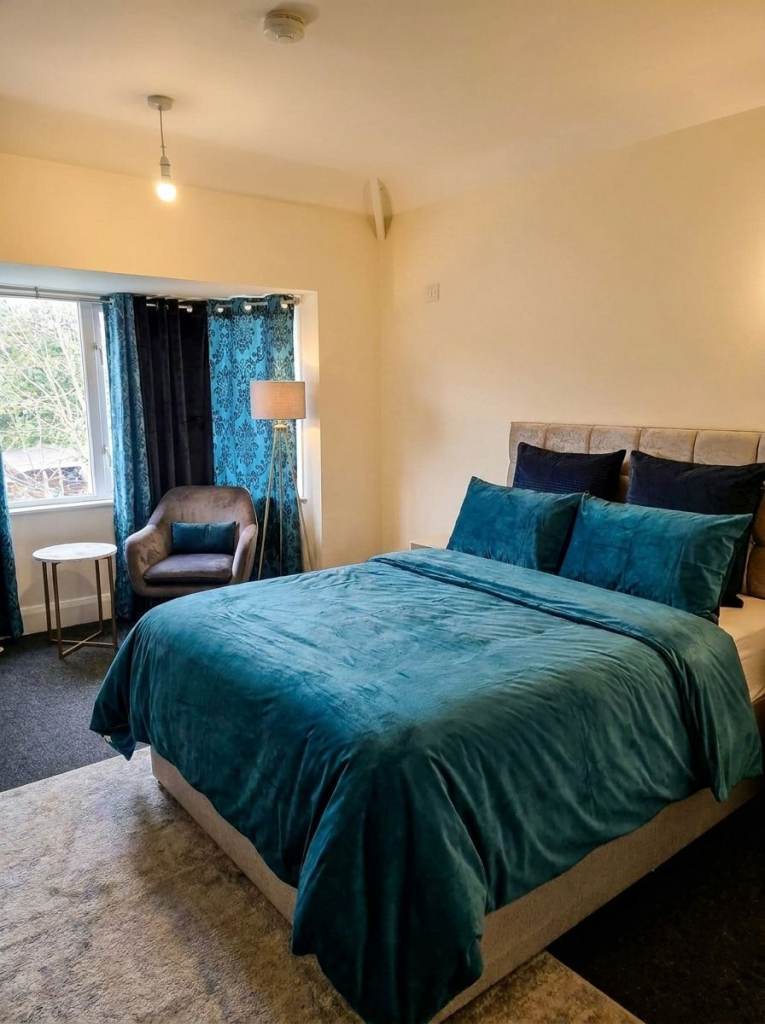 Avail FREE TEMPORARY ROOMS in School Road, Birmingham! UNIVERSAL CREDITS ACCEPTED.
