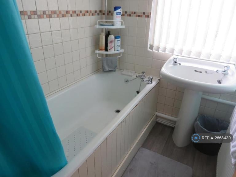 3 bedroom house in Deptford Crescent, Doncaster, NG6 (3 bed) (#2668439)