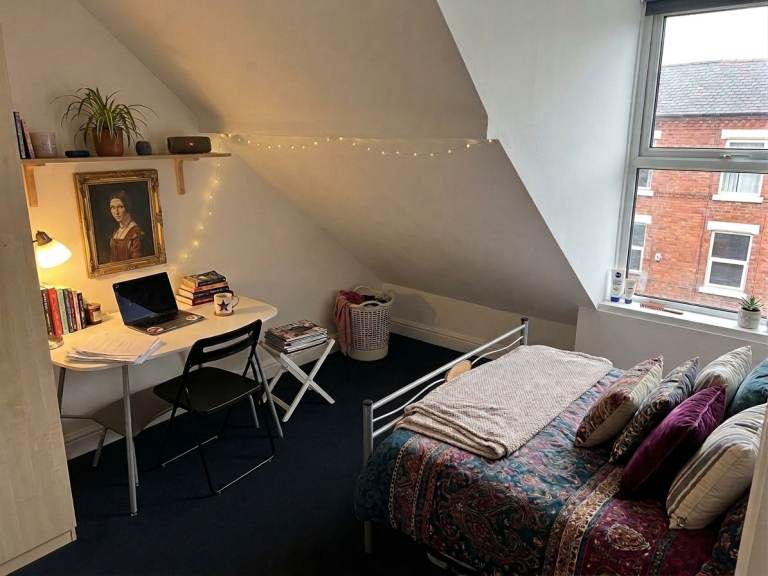 Double room to rent in Forest Fields, NG7 – PIP, UC ,DSS, Housing benefits Accepted