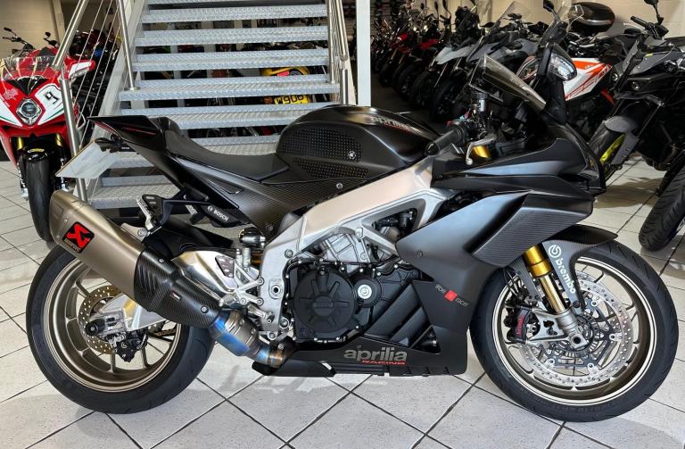 Aprilia RSV4 1100 FACTORY 2019
